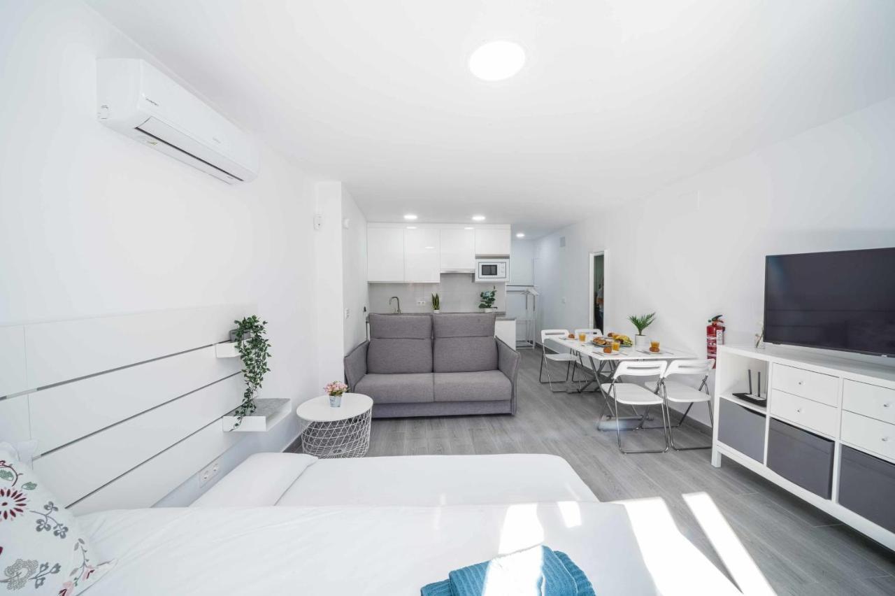 Balneario Pedregalejo Loft A Apartment Malaga Exterior photo